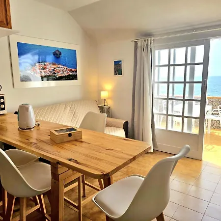 Daire Brisas Del Roque Coastline In